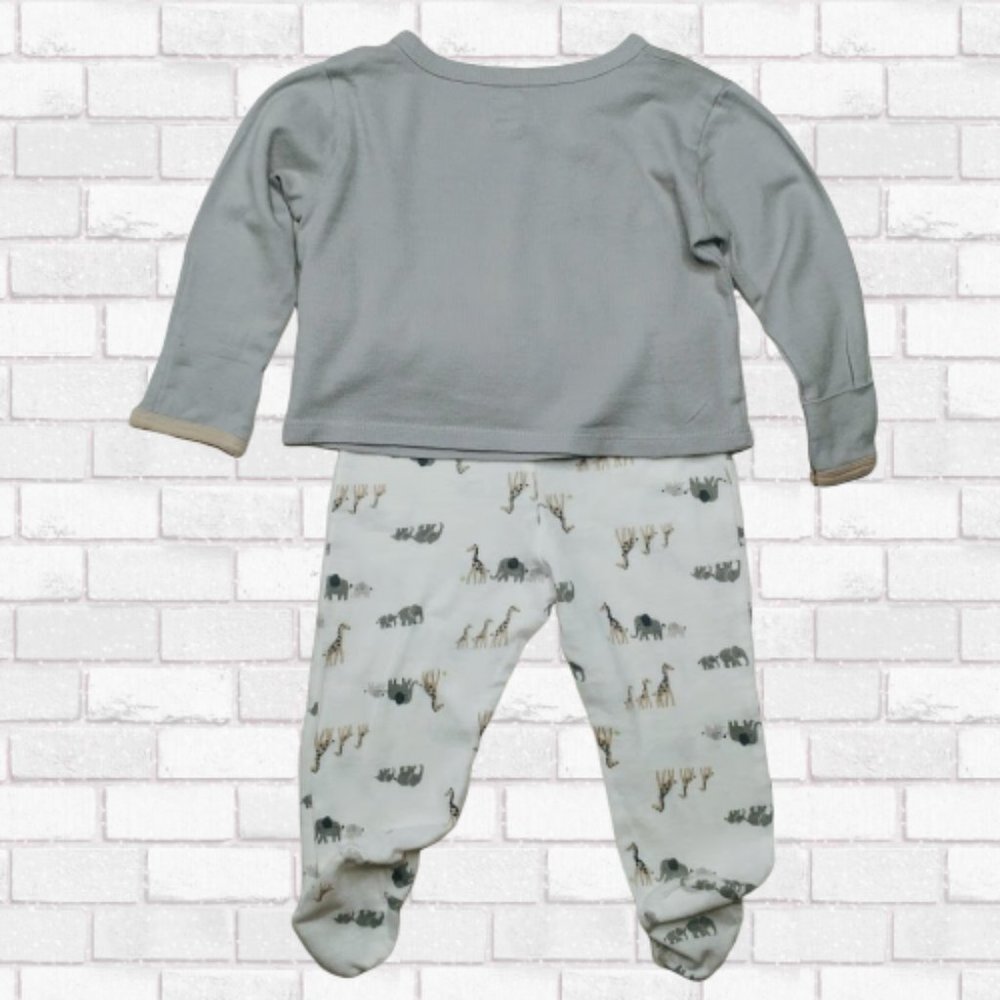 Gerber Organic "Wild about Mommy" Safari Outfit - Picture 2 of 7
